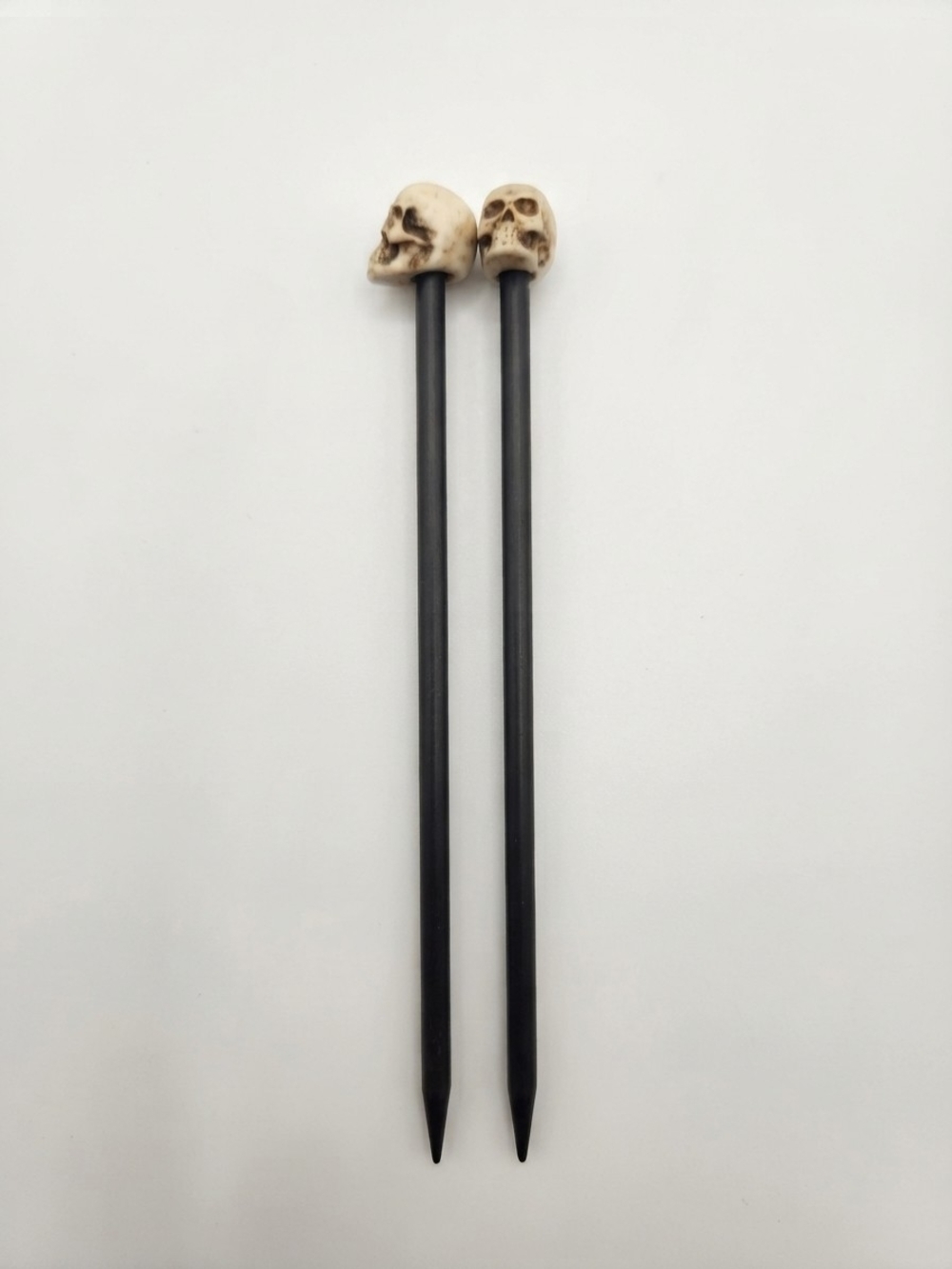 NEW Skull Hair Sticks (Includes 2) (0397)